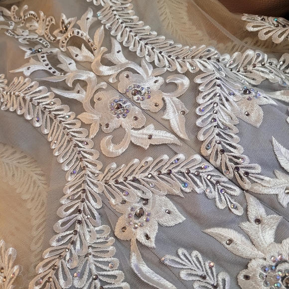 Women's size 8 formal gown - Picture 11 of 12